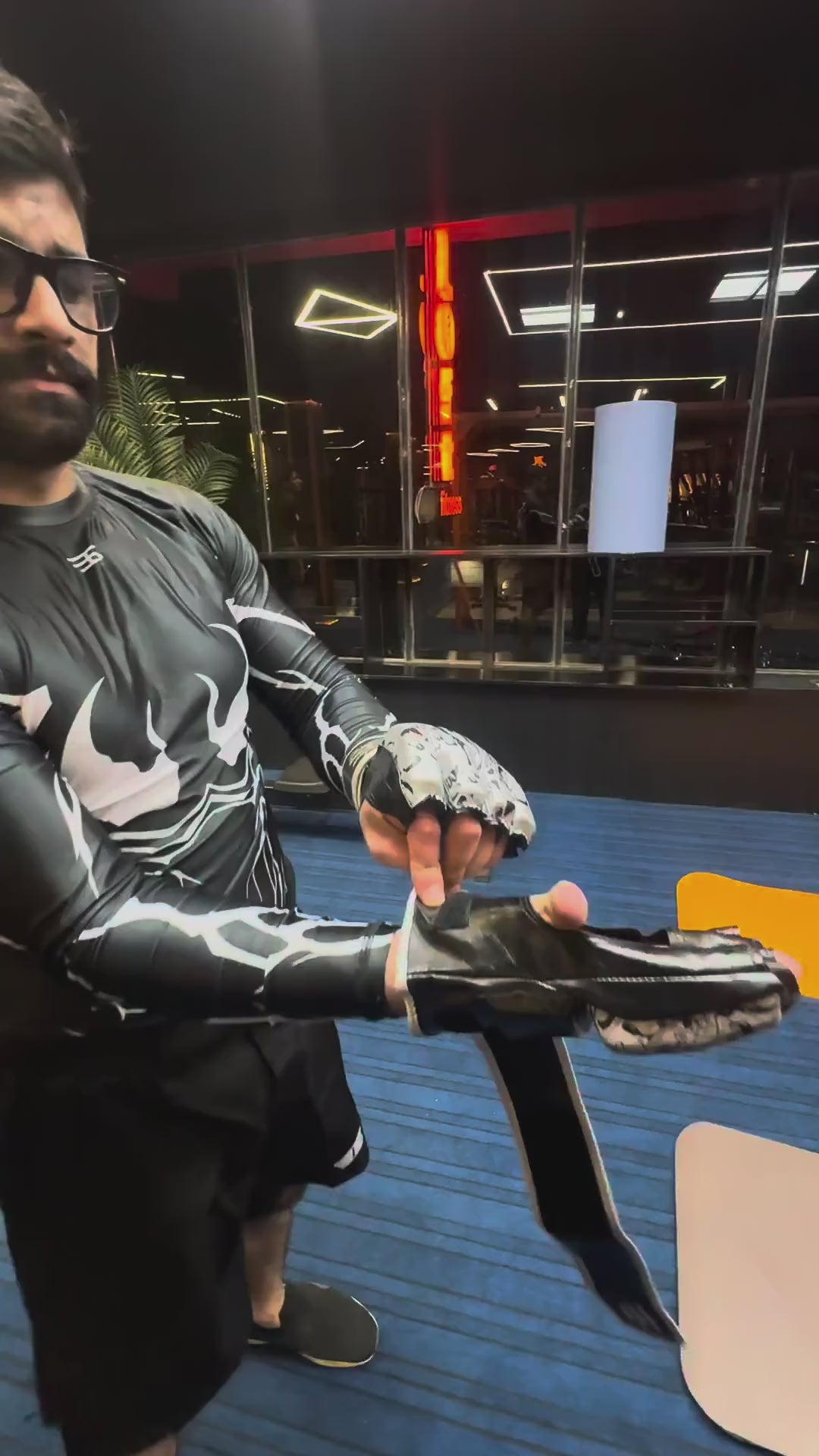 Elite Warrior MMA Fingerless Gloves